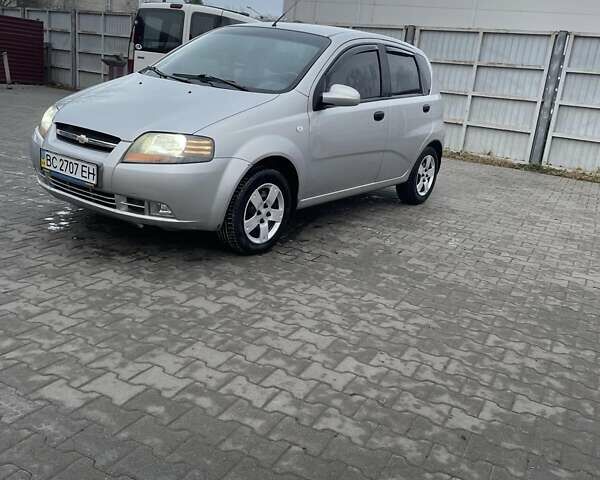 Серый Шевроле Авео, объемом двигателя 1.5 л и пробегом 130 тыс. км за 4100 $, фото 2 на Automoto.ua