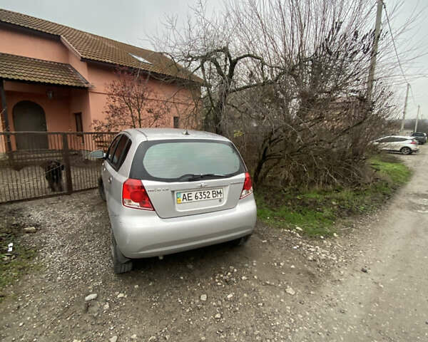 Сірий Шевроле Авео, об'ємом двигуна 1.5 л та пробігом 215 тис. км за 3500 $, фото 2 на Automoto.ua