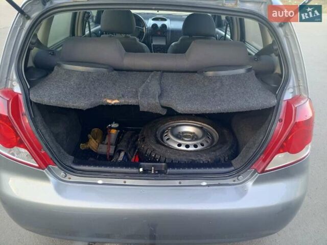 Серый Шевроле Авео, объемом двигателя 1.5 л и пробегом 224 тыс. км за 3500 $, фото 10 на Automoto.ua