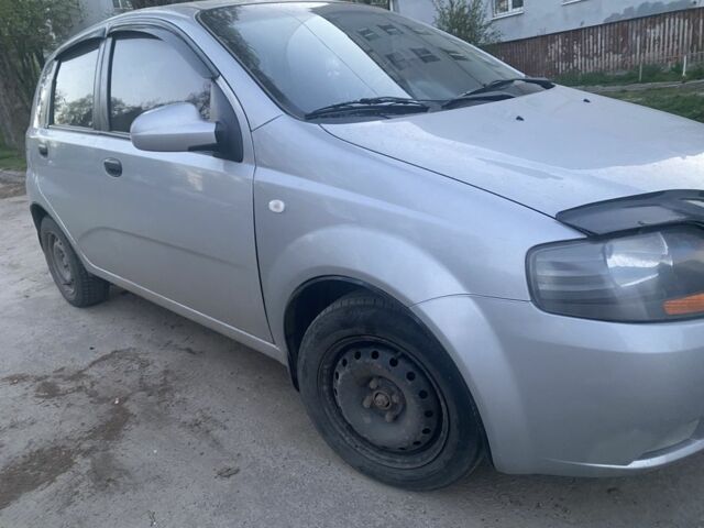 Серый Шевроле Авео, объемом двигателя 1.5 л и пробегом 260 тыс. км за 3300 $, фото 2 на Automoto.ua