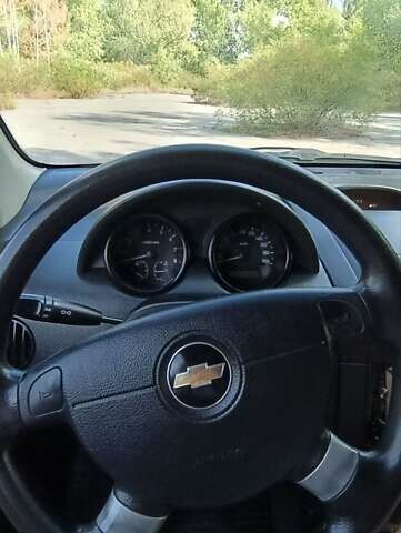 Серый Шевроле Авео, объемом двигателя 1.5 л и пробегом 211 тыс. км за 3500 $, фото 9 на Automoto.ua