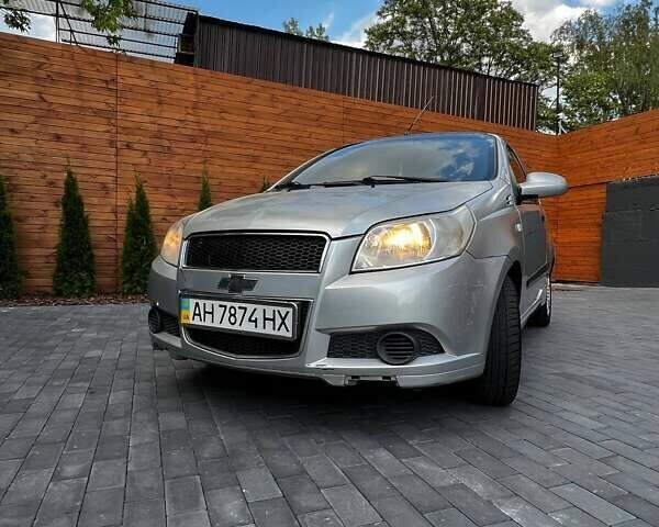 Серый Шевроле Авео, объемом двигателя 1.5 л и пробегом 143 тыс. км за 3700 $, фото 1 на Automoto.ua
