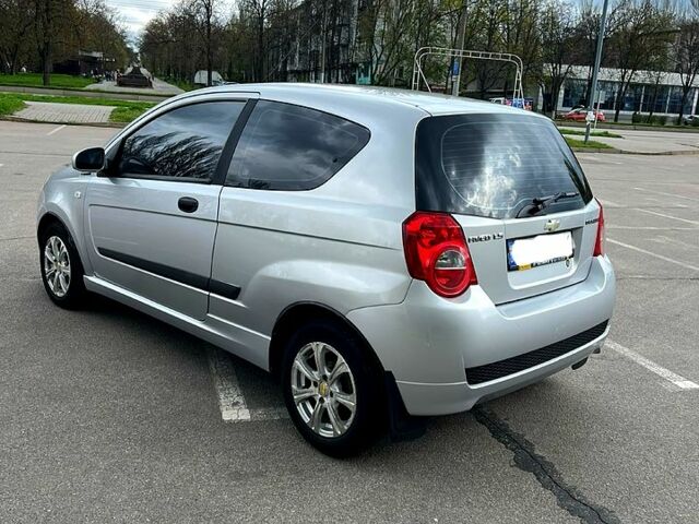 Серый Шевроле Авео, объемом двигателя 15 л и пробегом 101 тыс. км за 3999 $, фото 8 на Automoto.ua