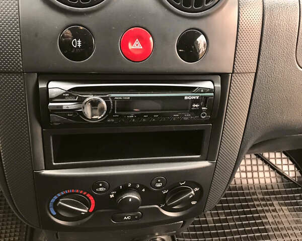 Серый Шевроле Авео, объемом двигателя 1.5 л и пробегом 112 тыс. км за 5200 $, фото 72 на Automoto.ua