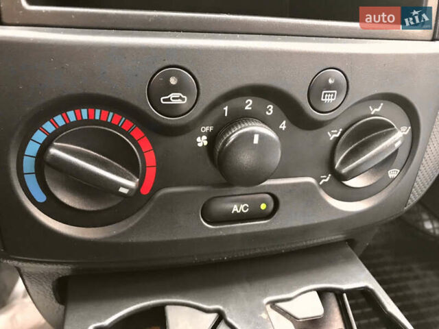 Серый Шевроле Авео, объемом двигателя 1.5 л и пробегом 112 тыс. км за 5200 $, фото 14 на Automoto.ua