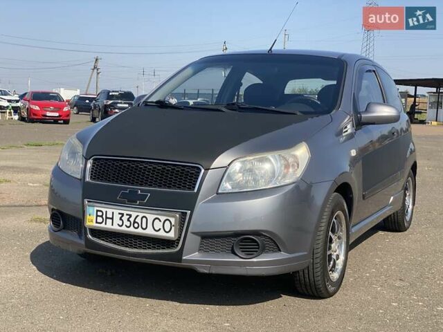 Серый Шевроле Авео, объемом двигателя 1.5 л и пробегом 185 тыс. км за 4500 $, фото 2 на Automoto.ua