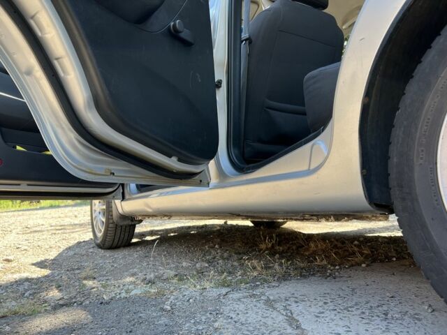 Серый Шевроле Авео, объемом двигателя 1.5 л и пробегом 153 тыс. км за 3300 $, фото 13 на Automoto.ua