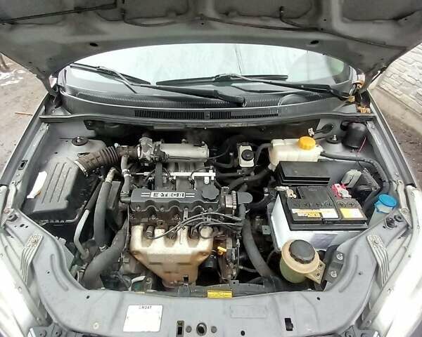 Серый Шевроле Авео, объемом двигателя 1.5 л и пробегом 154 тыс. км за 3900 $, фото 6 на Automoto.ua
