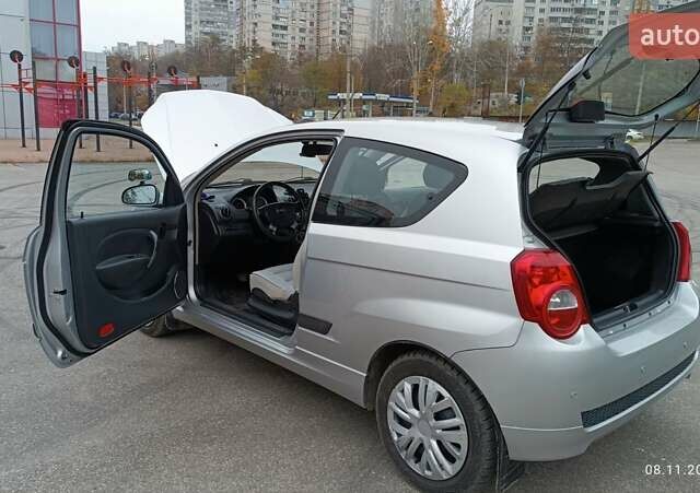 Серый Шевроле Авео, объемом двигателя 1.5 л и пробегом 72 тыс. км за 6000 $, фото 16 на Automoto.ua
