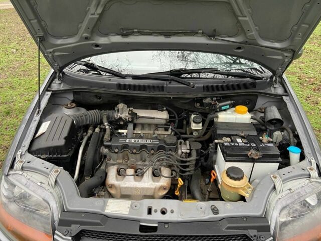 Серый Шевроле Авео, объемом двигателя 0 л и пробегом 120 тыс. км за 5200 $, фото 11 на Automoto.ua