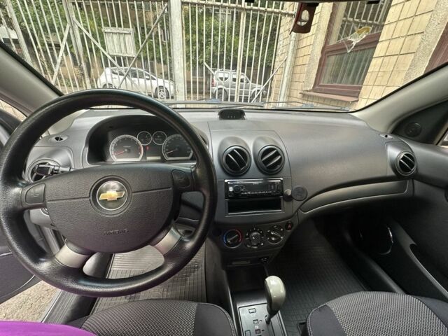 Серый Шевроле Авео, объемом двигателя 1.5 л и пробегом 120 тыс. км за 4500 $, фото 2 на Automoto.ua