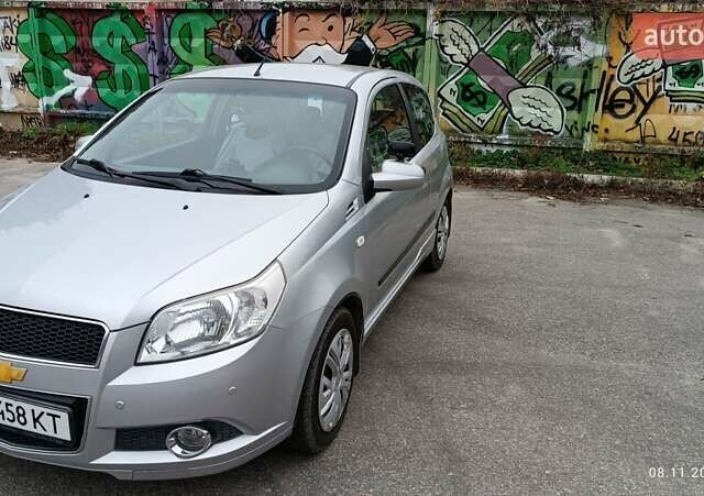 Серый Шевроле Авео, объемом двигателя 1.5 л и пробегом 72 тыс. км за 6000 $, фото 9 на Automoto.ua