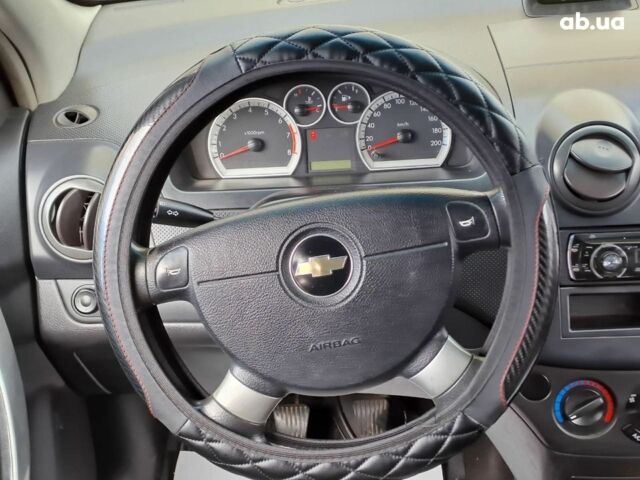 Сірий Шевроле Авео, об'ємом двигуна 1.5 л та пробігом 138 тис. км за 4440 $, фото 3 на Automoto.ua