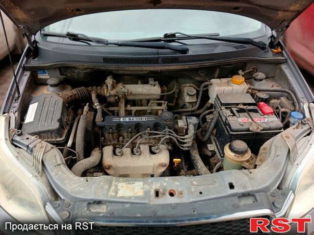 Серый Шевроле Авео, объемом двигателя 1.5 л и пробегом 81 тыс. км за 4400 $, фото 6 на Automoto.ua