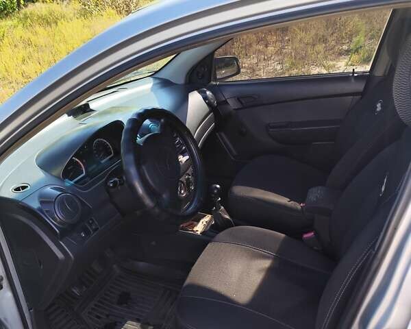 Шевроле Авео 2008 в Киеве на Automoto.ua Серый Шевроле Авео, объемом двигателя 1.5 л и пробегом 290 тыс. км за 3500 $, фото 7 на Automoto.ua