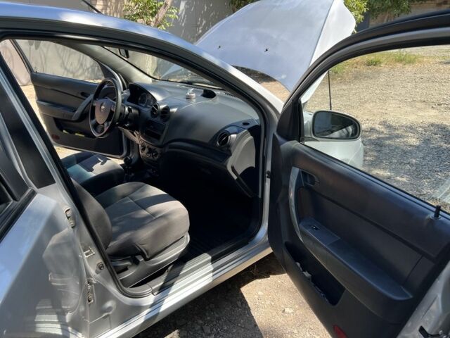 Серый Шевроле Авео, объемом двигателя 1.5 л и пробегом 153 тыс. км за 3300 $, фото 6 на Automoto.ua