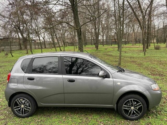 Серый Шевроле Авео, объемом двигателя 0 л и пробегом 120 тыс. км за 5200 $, фото 3 на Automoto.ua
