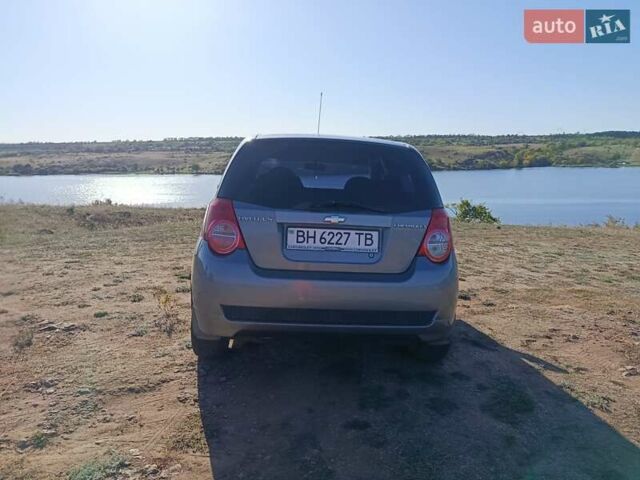 Сірий Шевроле Авео, об'ємом двигуна 1.5 л та пробігом 180 тис. км за 4500 $, фото 21 на Automoto.ua