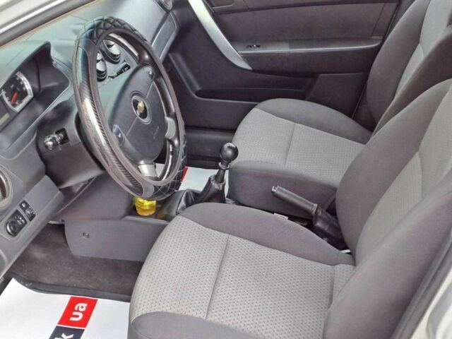 Серый Шевроле Авео, объемом двигателя 1.5 л и пробегом 138 тыс. км за 4440 $, фото 12 на Automoto.ua