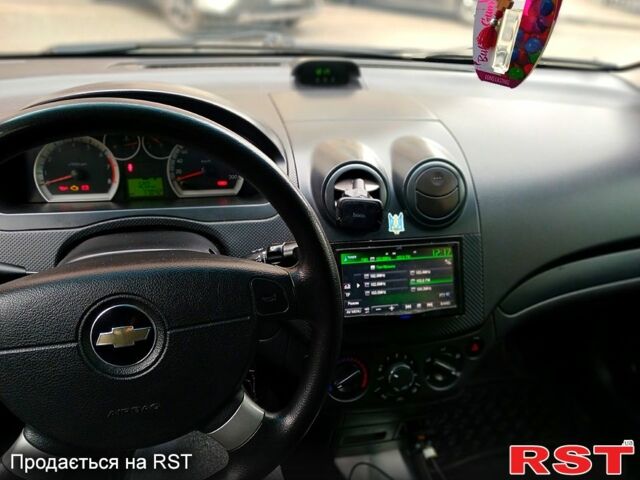 Серый Шевроле Авео, объемом двигателя 1.5 л и пробегом 81 тыс. км за 4400 $, фото 3 на Automoto.ua