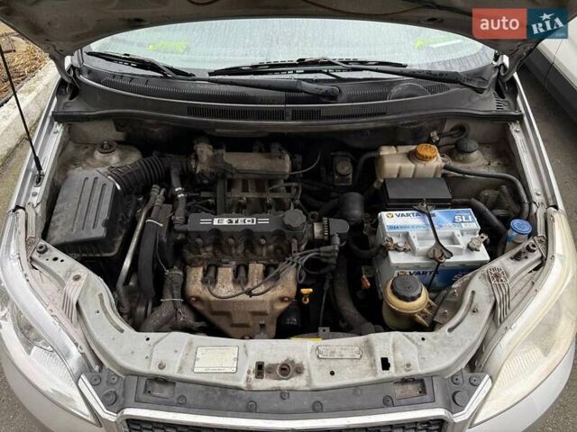 Серый Шевроле Авео, объемом двигателя 1.5 л и пробегом 165 тыс. км за 5000 $, фото 22 на Automoto.ua