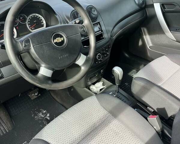 Сірий Шевроле Авео, об'ємом двигуна 1.5 л та пробігом 92 тис. км за 5500 $, фото 9 на Automoto.ua