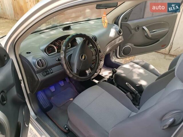 Сірий Шевроле Авео, об'ємом двигуна 1.5 л та пробігом 129 тис. км за 3800 $, фото 5 на Automoto.ua