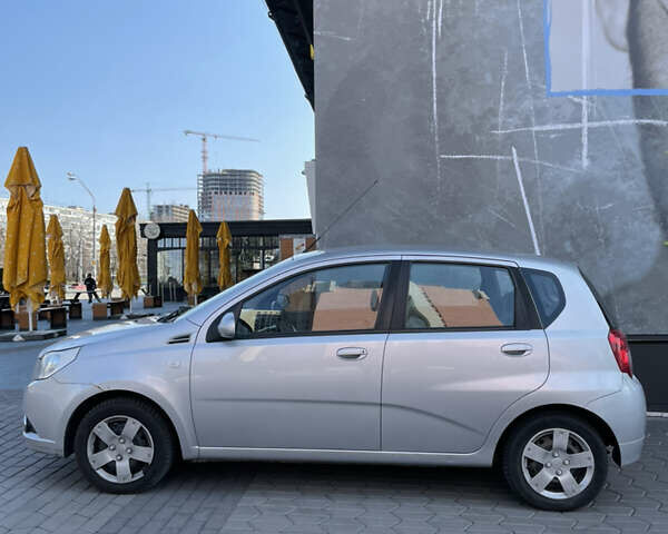 Серый Шевроле Авео, объемом двигателя 1.2 л и пробегом 160 тыс. км за 3000 $, фото 9 на Automoto.ua