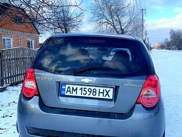 Серый Шевроле Авео, объемом двигателя 1.5 л и пробегом 100 тыс. км за 4100 $, фото 4 на Automoto.ua