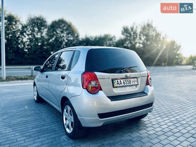 Сірий Шевроле Авео, об'ємом двигуна 1.5 л та пробігом 234 тис. км за 5200 $, фото 6 на Automoto.ua