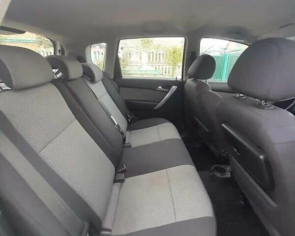 Серый Шевроле Авео, объемом двигателя 1.4 л и пробегом 210 тыс. км за 4800 $, фото 7 на Automoto.ua