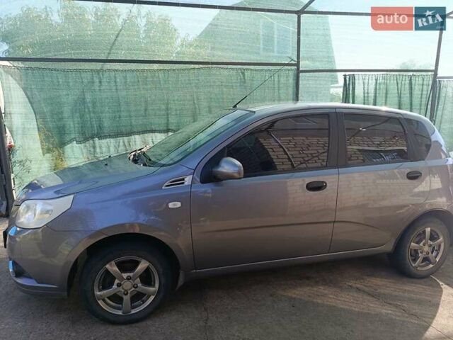 Сірий Шевроле Авео, об'ємом двигуна 1.5 л та пробігом 180 тис. км за 4500 $, фото 31 на Automoto.ua