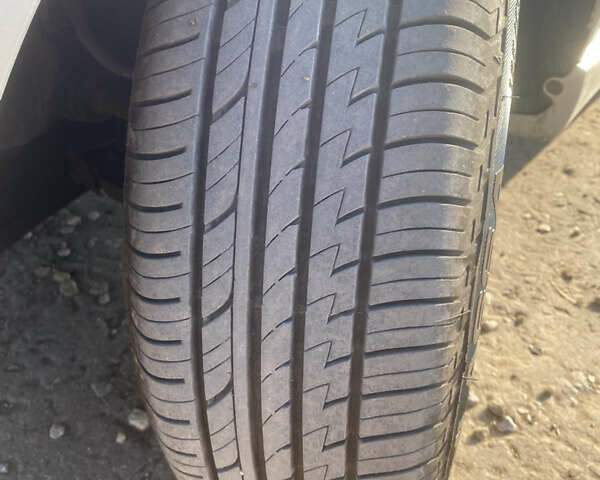 Серый Шевроле Авео, объемом двигателя 1.5 л и пробегом 102 тыс. км за 5400 $, фото 21 на Automoto.ua