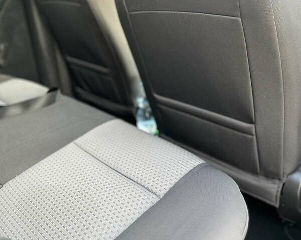 Сірий Шевроле Авео, об'ємом двигуна 1.5 л та пробігом 234 тис. км за 5200 $, фото 25 на Automoto.ua