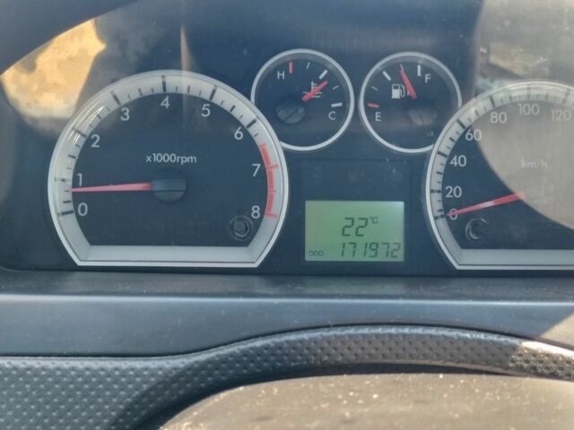 Серый Шевроле Авео, объемом двигателя 1.2 л и пробегом 181 тыс. км за 3800 $, фото 1 на Automoto.ua