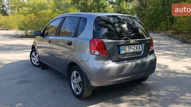 Серый Шевроле Авео, объемом двигателя 1.5 л и пробегом 211 тыс. км за 3500 $, фото 5 на Automoto.ua