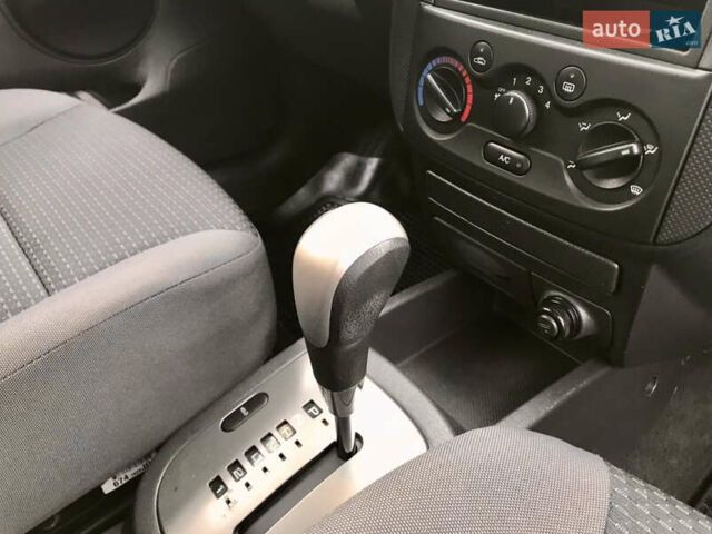 Серый Шевроле Авео, объемом двигателя 1.5 л и пробегом 112 тыс. км за 5200 $, фото 62 на Automoto.ua