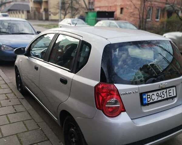 Серый Шевроле Авео, объемом двигателя 1.5 л и пробегом 120 тыс. км за 4200 $, фото 4 на Automoto.ua