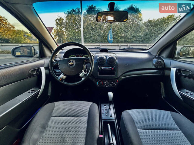 Сірий Шевроле Авео, об'ємом двигуна 1.5 л та пробігом 234 тис. км за 5200 $, фото 18 на Automoto.ua