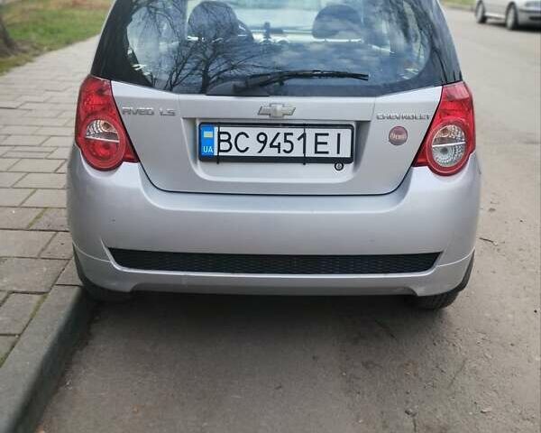Серый Шевроле Авео, объемом двигателя 1.5 л и пробегом 120 тыс. км за 4200 $, фото 1 на Automoto.ua
