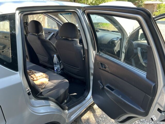 Серый Шевроле Авео, объемом двигателя 1.5 л и пробегом 153 тыс. км за 3300 $, фото 8 на Automoto.ua