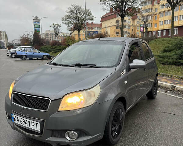 Серый Шевроле Авео, объемом двигателя 1.5 л и пробегом 240 тыс. км за 3700 $, фото 18 на Automoto.ua