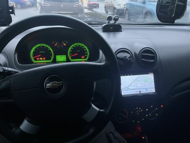 Серый Шевроле Авео, объемом двигателя 1.5 л и пробегом 1 тыс. км за 3500 $, фото 4 на Automoto.ua