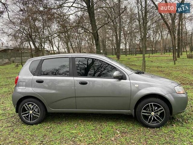 Серый Шевроле Авео, объемом двигателя 1.5 л и пробегом 120 тыс. км за 5200 $, фото 6 на Automoto.ua