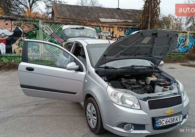 Серый Шевроле Авео, объемом двигателя 1.5 л и пробегом 72 тыс. км за 6000 $, фото 17 на Automoto.ua