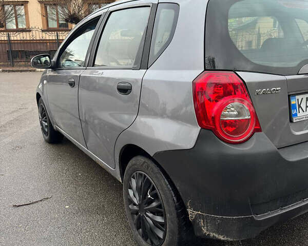 Серый Шевроле Авео, объемом двигателя 1.5 л и пробегом 240 тыс. км за 3700 $, фото 6 на Automoto.ua