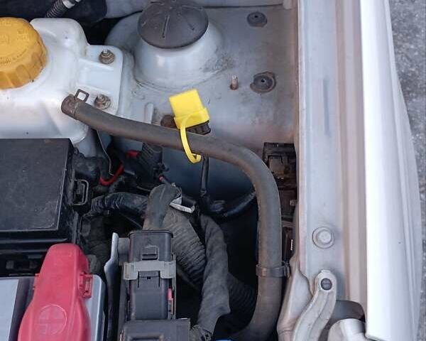 Серый Шевроле Авео, объемом двигателя 1.4 л и пробегом 160 тыс. км за 3700 $, фото 20 на Automoto.ua