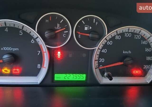 Серый Шевроле Авео, объемом двигателя 1.21 л и пробегом 228 тыс. км за 4000 $, фото 28 на Automoto.ua