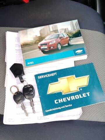 Серый Шевроле Авео, объемом двигателя 1.4 л и пробегом 187 тыс. км за 3750 $, фото 16 на Automoto.ua