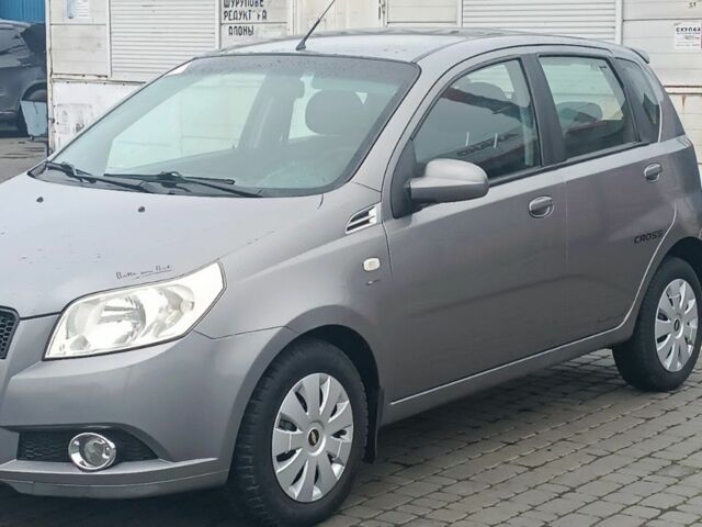 Серый Шевроле Авео, объемом двигателя 1.2 л и пробегом 200 тыс. км за 3500 $, фото 1 на Automoto.ua